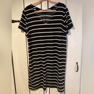 Apt. 9 Monochrome Striped Pattern Dress